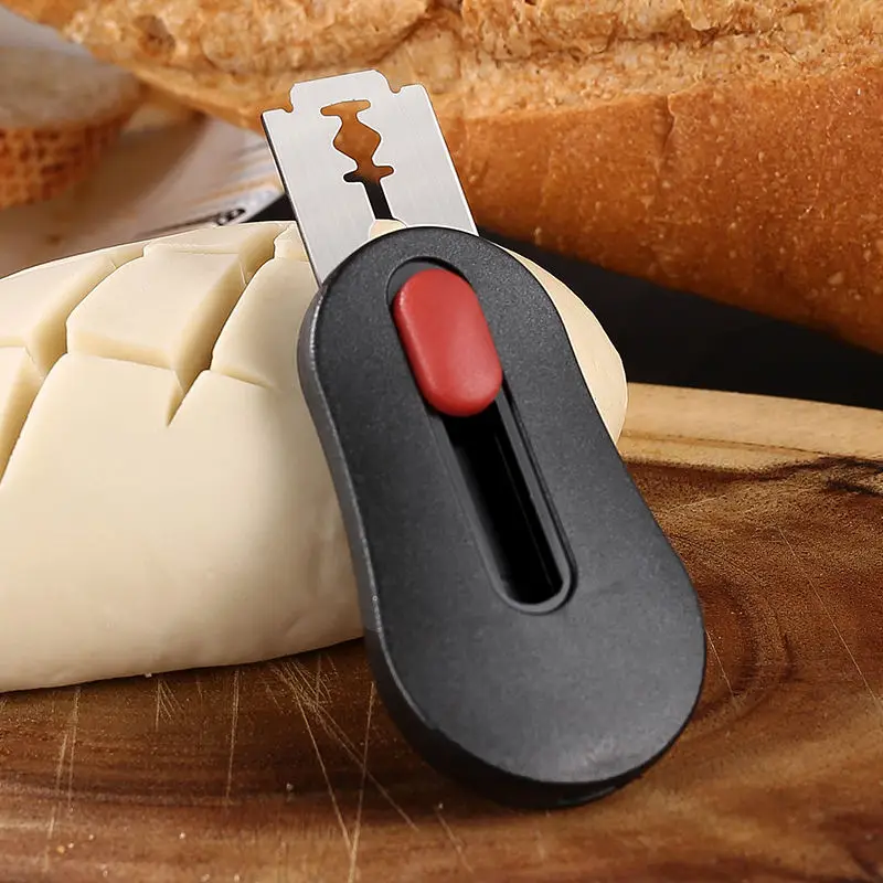 Bread Lame Scoring - パンラメ スコアリングツール サワードウ生地カッティング 5つの磁気刃付き パンスコアリングナイフ キッチンガジェット