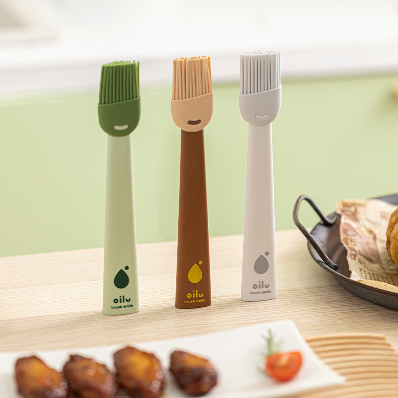 小型シリコン製ベーキングブラシ キッチン用耐熱バーベキューブ - Kitchen Baking Brush のレビューと価格
