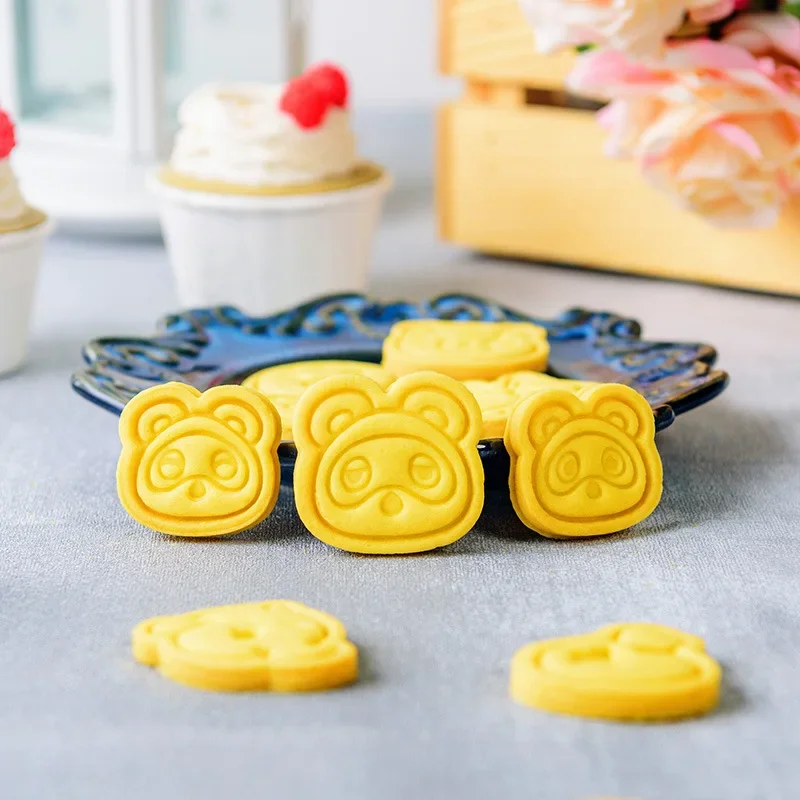 ケーキクッキーどうぶつの森カッターかわいいアニメフィギュアD - Kitchen For Baking のレビューと価格